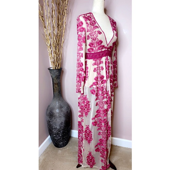 🚫SOLD🚫 For Love & Lemons ‘Temecula’  maxi dress in berry sz M - Picture 9 of 13